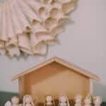 How to make a wooden peg people nativity set for Christmas.